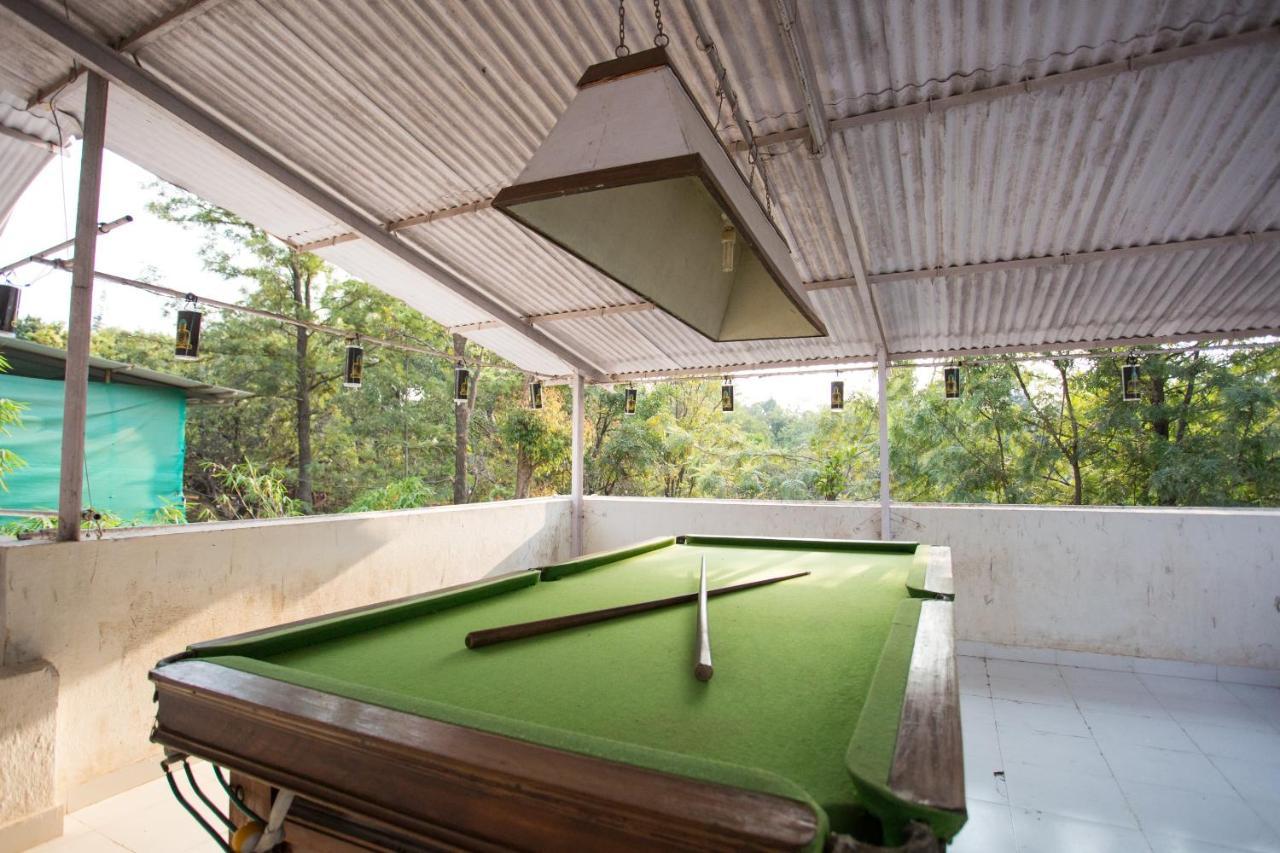 Oyo Flagship Hotel Silver Nest Panchgani Exteriör bild