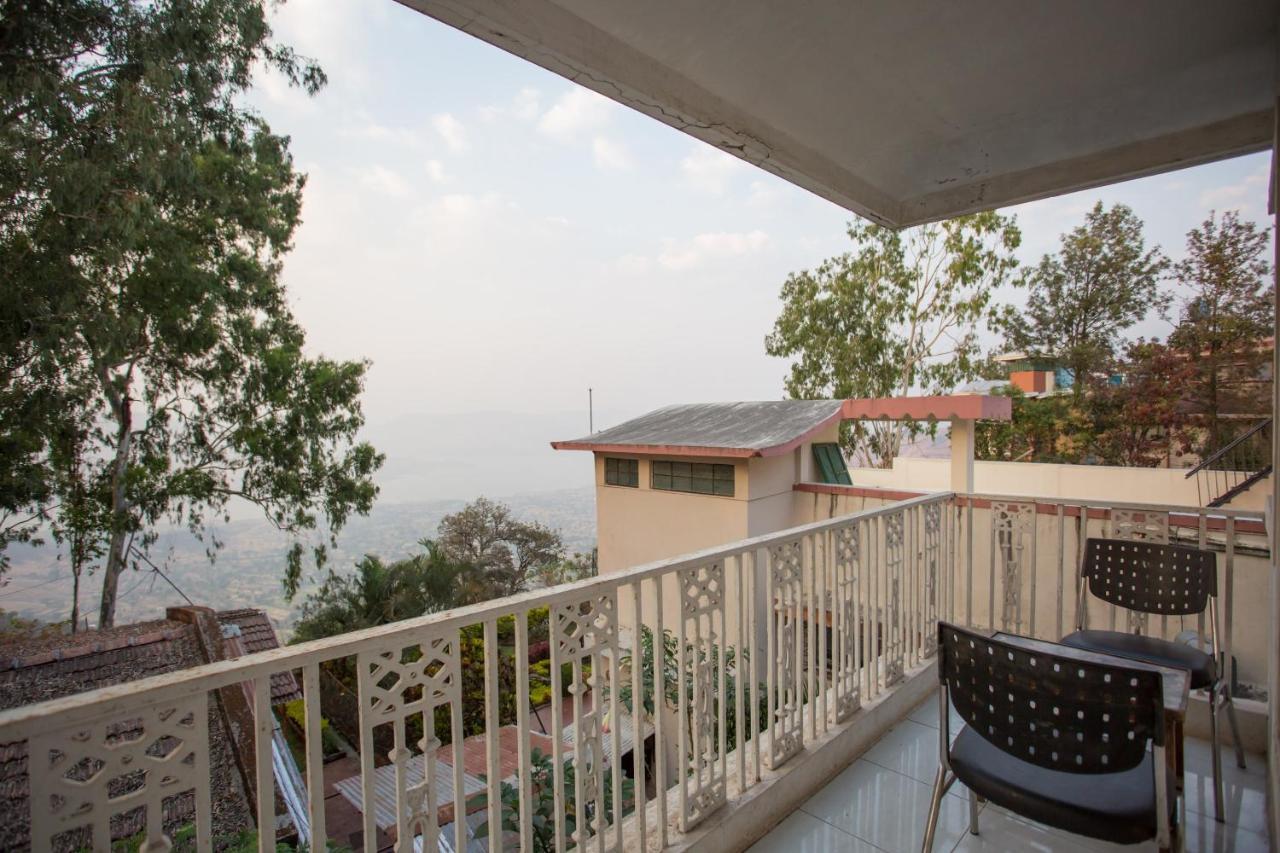 Oyo Flagship Hotel Silver Nest Panchgani Exteriör bild